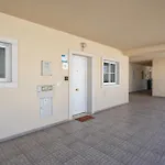 Homes With Cozy Terrace & 2 Swimming Pools Near The Heart Lägenhet