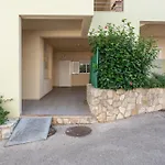 Homes With Cozy Terrace & 2 Swimming Pools Near The Heart * البوفيرا