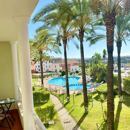 Homes With Cozy Terrace & 2 Swimming Pools Near The Heart شقة البوفيرا