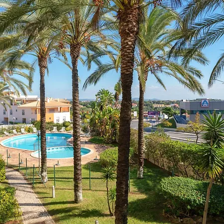 Homes With Cozy Terrace & 2 Swimming Pools Near The Heart Lägenhet Albufeira