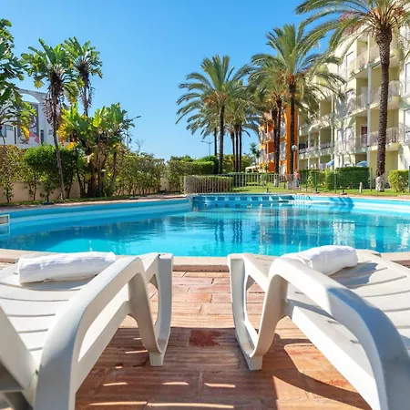 Homes With Cozy Terrace & 2 Swimming Pools Near The Heart Албуфейра