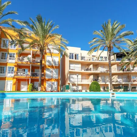 Апартаменты Homes With Cozy Terrace & 2 Swimming Pools Near The Heart Албуфейра